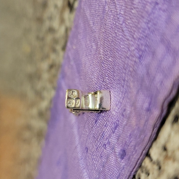 Silver charm - Picture 3 of 3